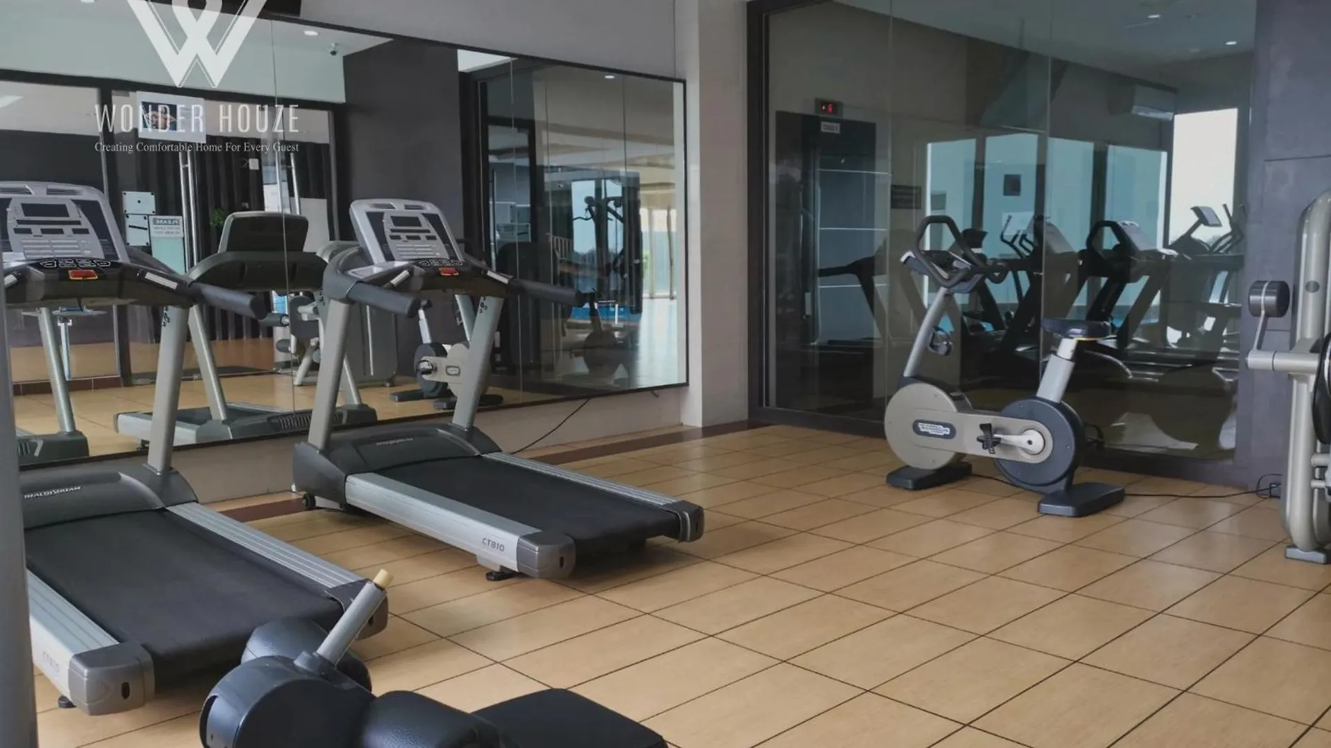 公寓 2Br Modern Stay At D'Esplanade Residence Above Ksl Mall 新山