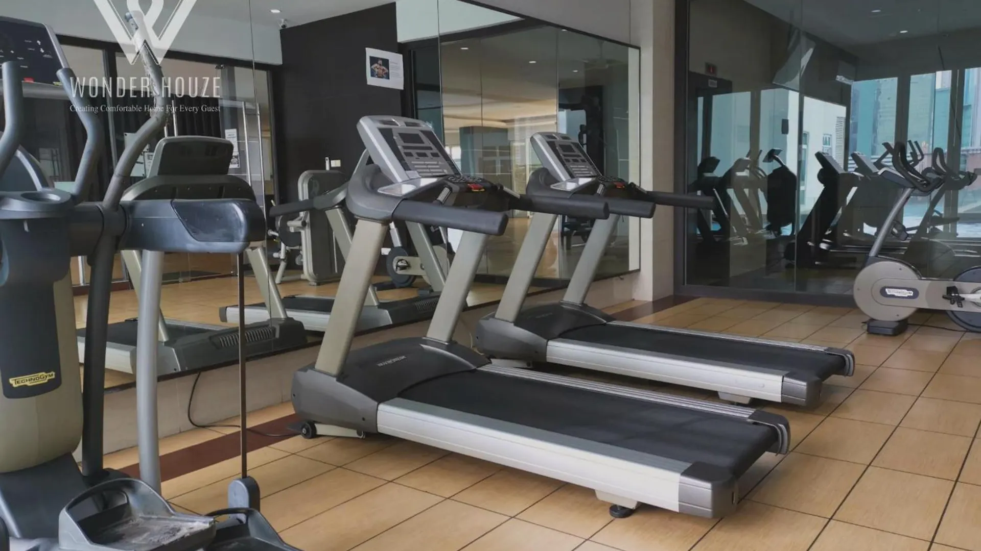 2Br Modern Stay At D'Esplanade Residence Above Ksl Mall 新山 0*,