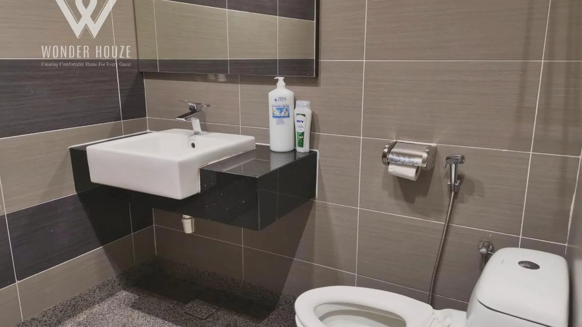 2Br Modern Stay At D'Esplanade Residence Above Ksl Mall 新山 0*,  马来西亚